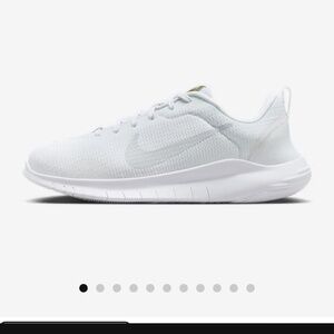 Nike Flex Experience Run 12-women’s road running shoe